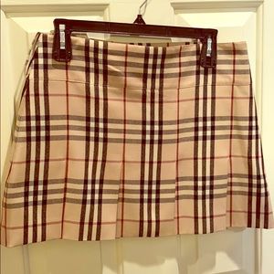 Burberry wool skirt